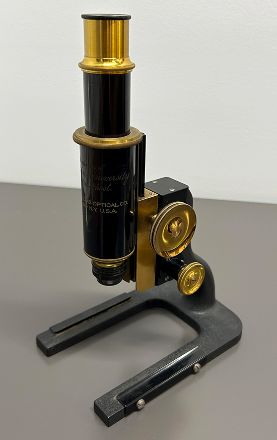 A capillary microscope